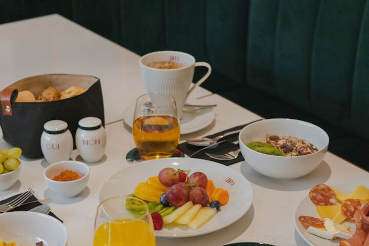 Breakfast/Coffee Service 106 of 113