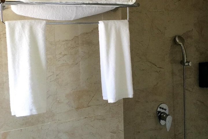 Room 20 of 25