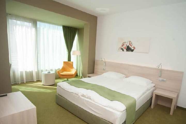 Room 18 of 31