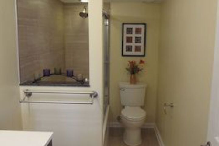 Room 3 of 21