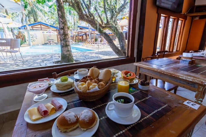 Breakfast/Coffee Service 30 of 36