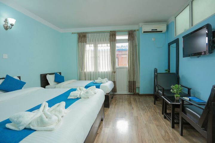 Room 40 of 85