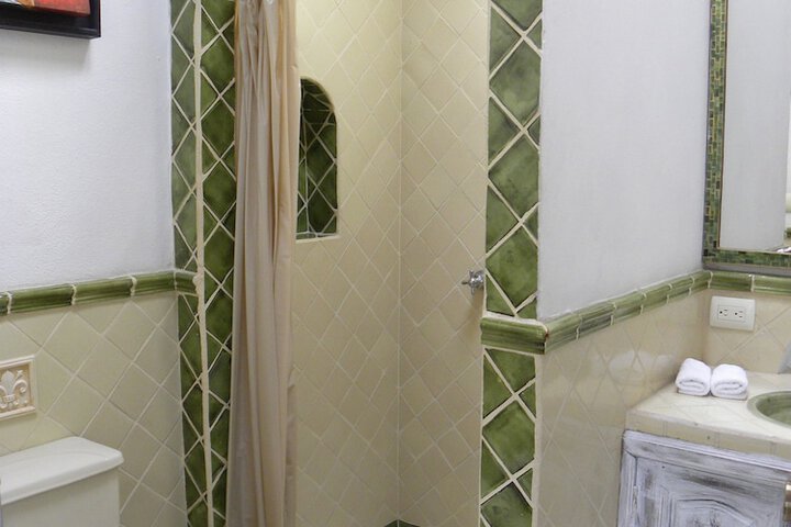 Room 26 of 71