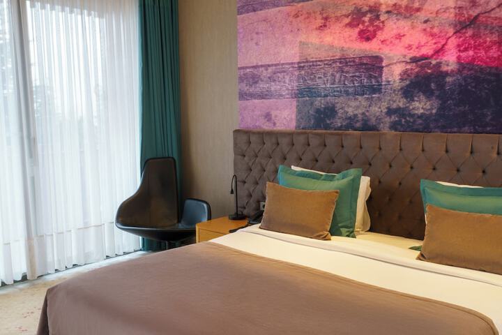 Room 14 of 81