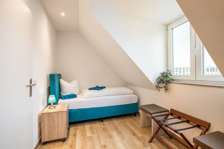 Room 20 of 64