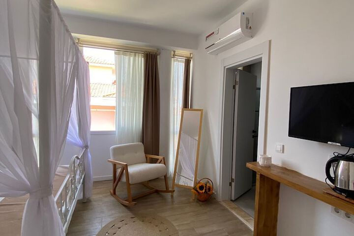 Room 64 of 184