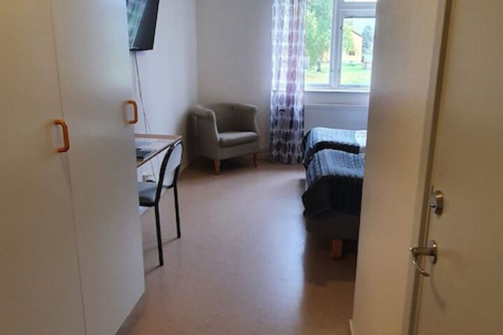 Room 12 of 44