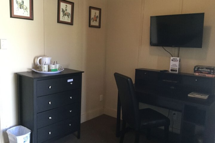 Room 15 of 80