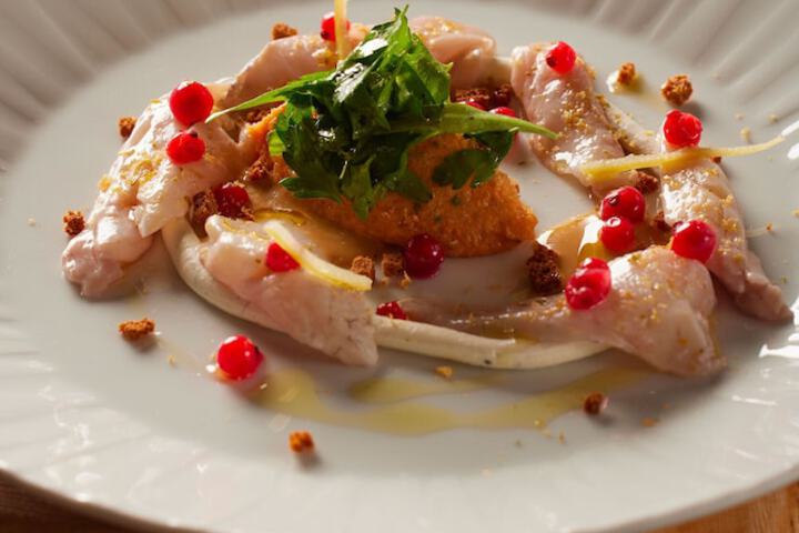 Dining 159 of 204