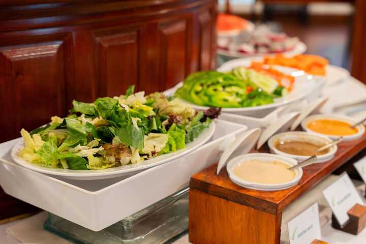 Dining 52 of 63
