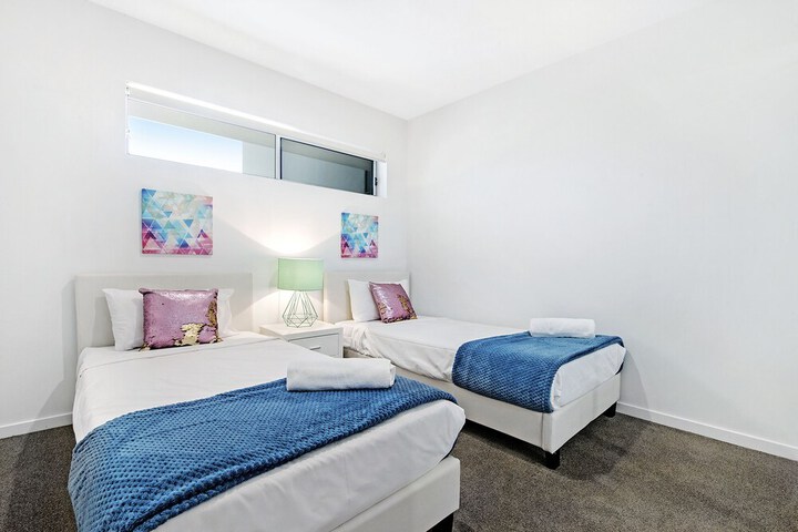 Room 65 of 108