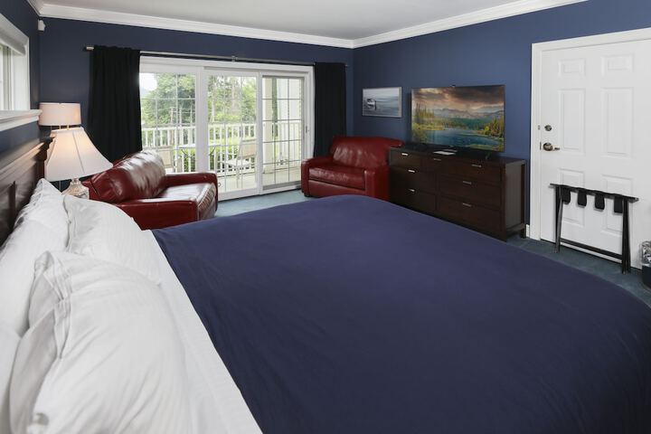 1 King Bed (64 of 65)