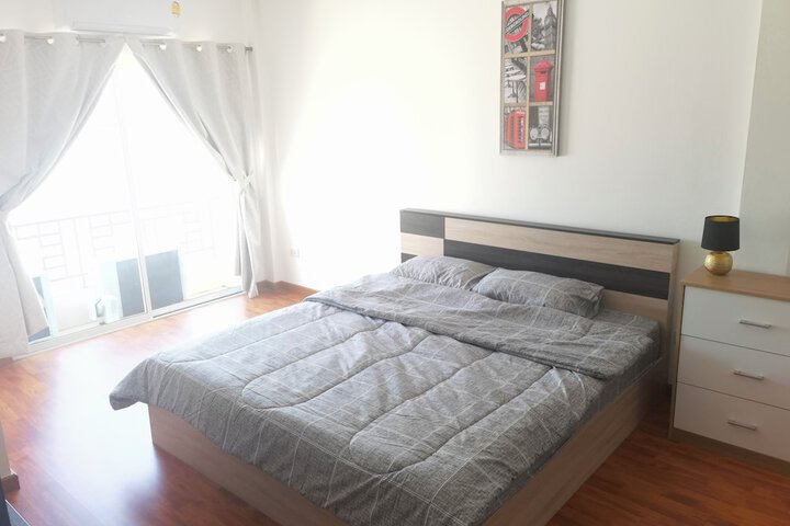 Room 13 of 73