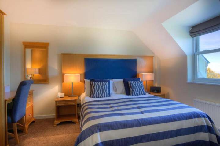 Room 15 of 62