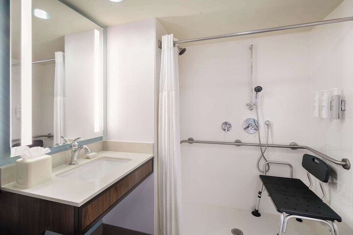 Bathroom shower