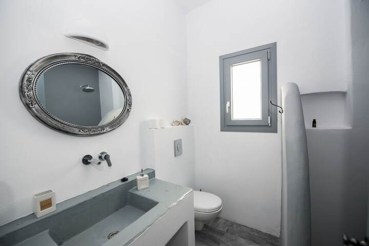 Room 80 of 111