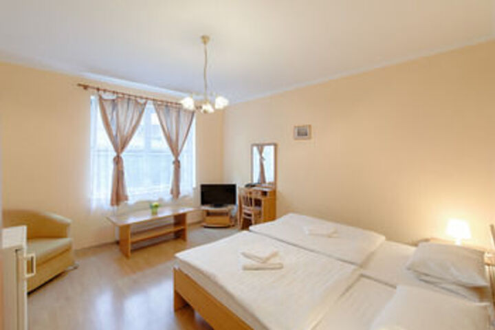 Room 19 of 44