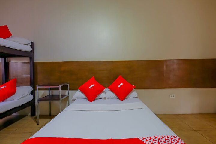 Room 53 of 84