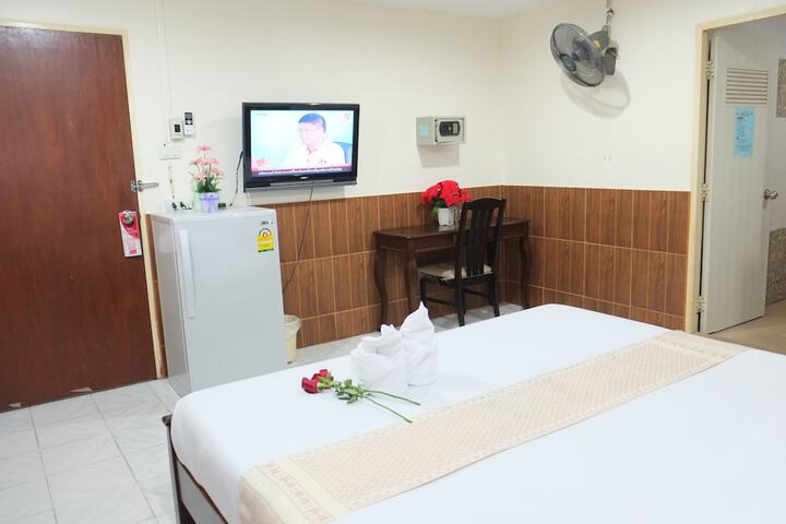Room 8 of 52