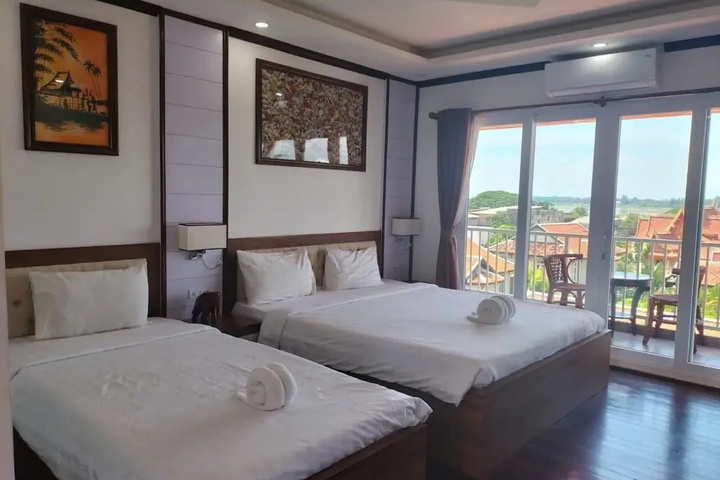 Room 5 of 35