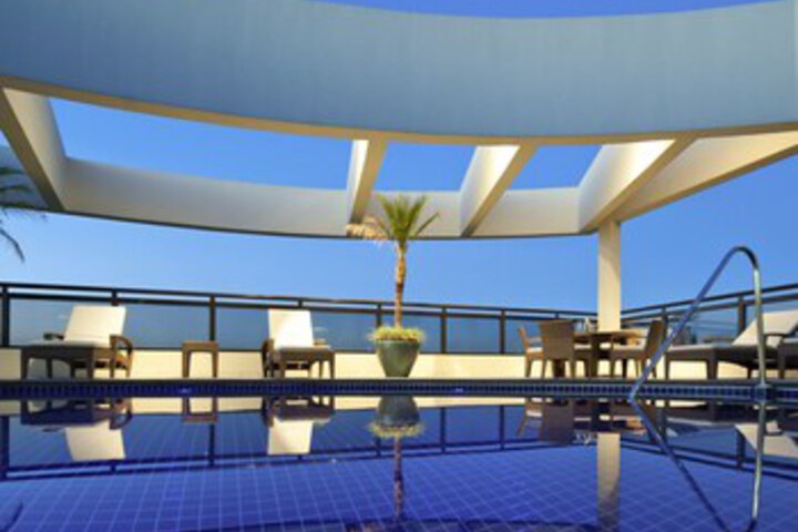 Pool 23 of 35