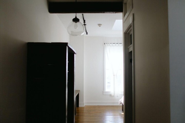 Room 12 of 92