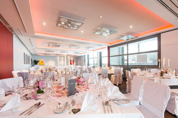 Ballroom/Hall 57 of 90