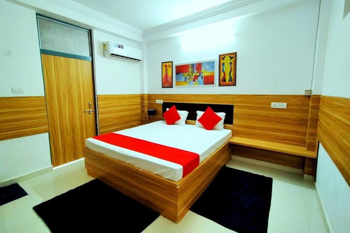 Room 12 of 12