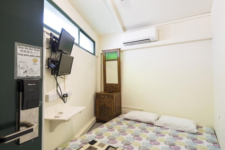 Photo 8