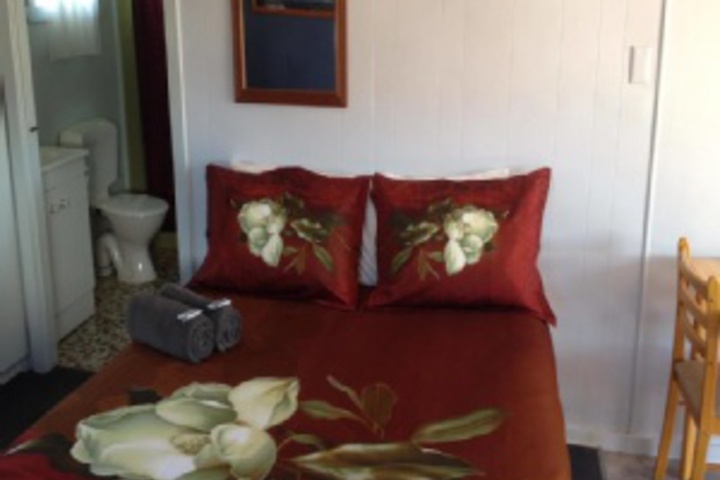 Room 141 of 228
