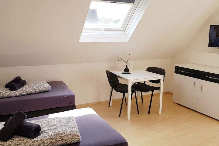 Room 6 of 35