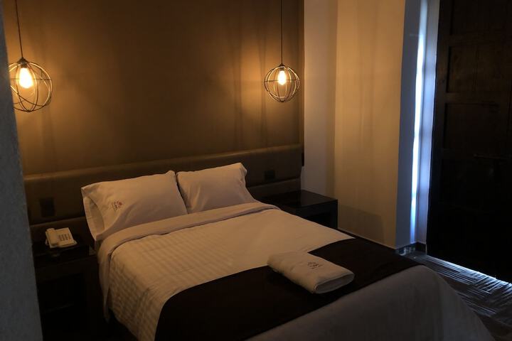 Room 14 of 49