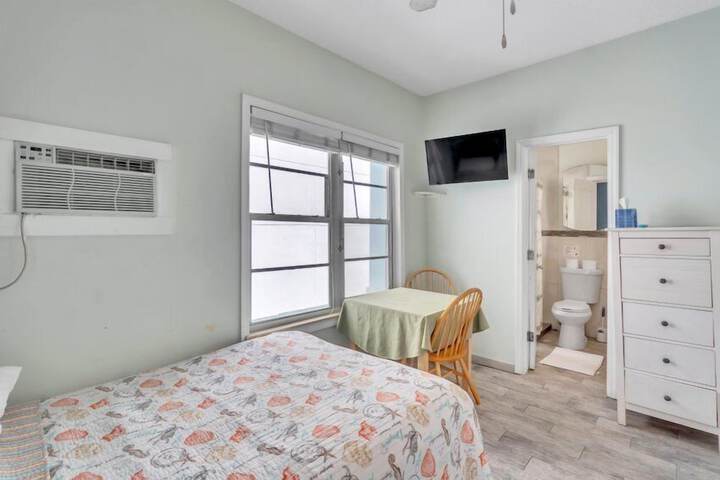 Room 44 of 109