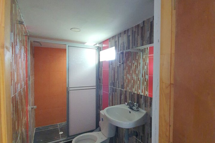 Room 12 of 22