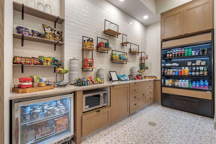 Breakfast area