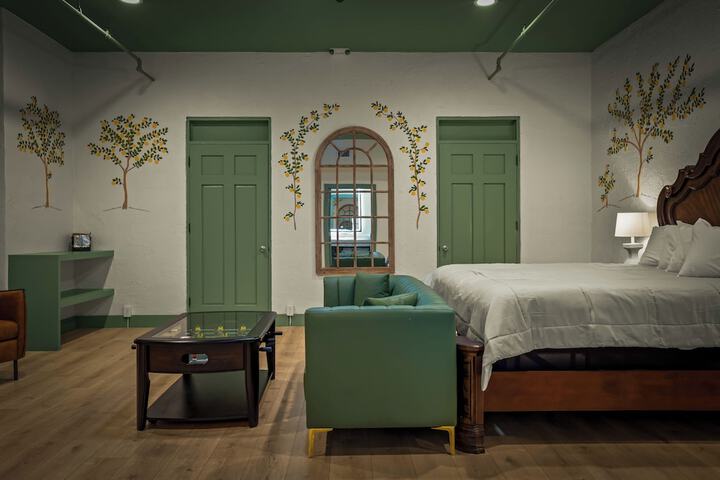 Room 25 of 111