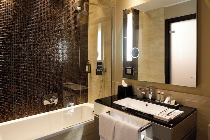 Bath Interior