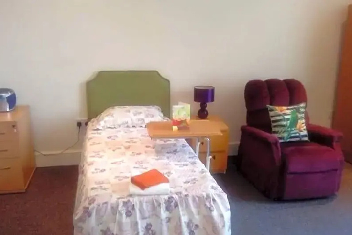 Room 3 of 14