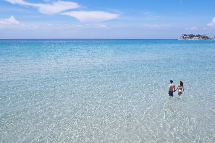 Beach 482 of 562