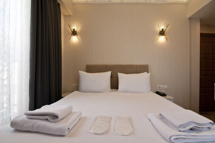 Room 6 of 29