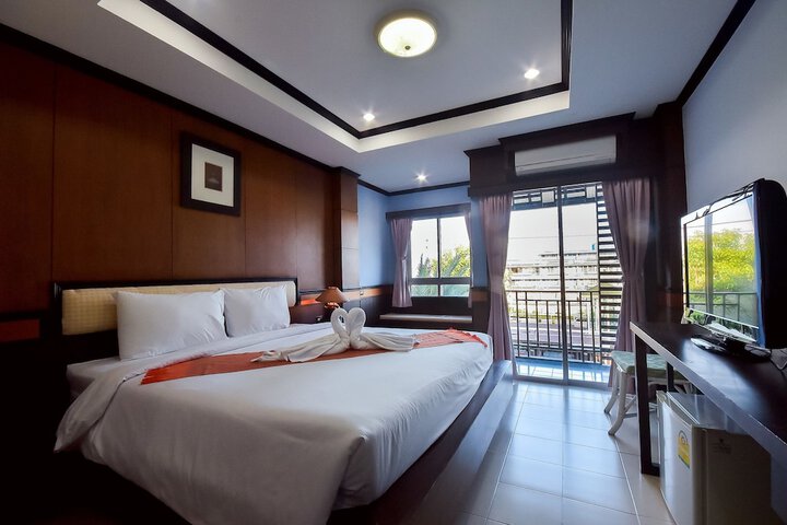 Room 11 of 45