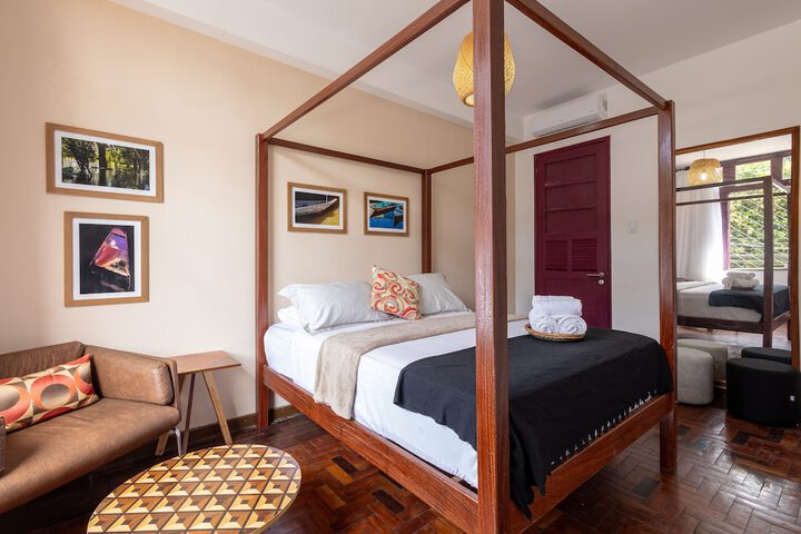 Room 12 of 92