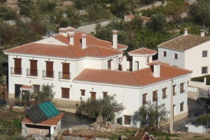 Hotel 2 of 13