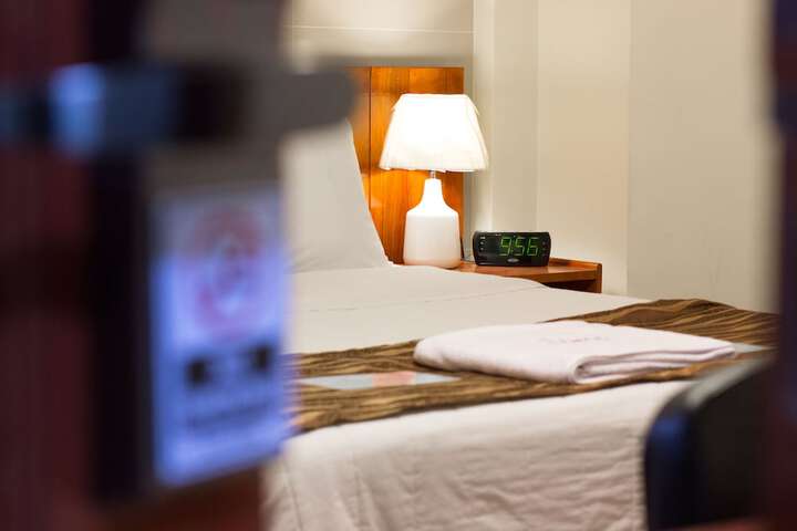 Room 35 of 68