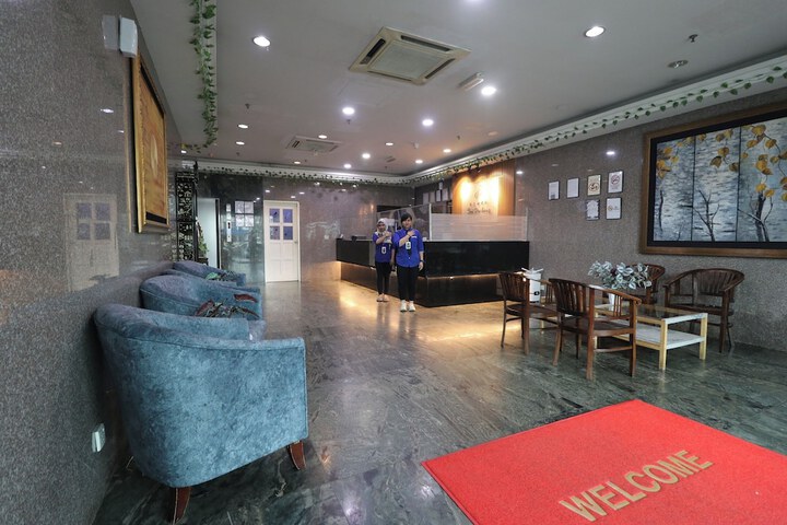 Hotel Interior 9 of 61