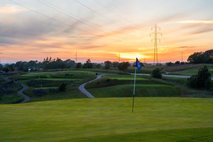 Golf 30 of 69