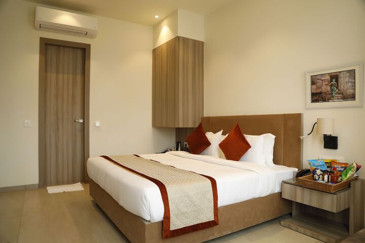 Room 40 of 94