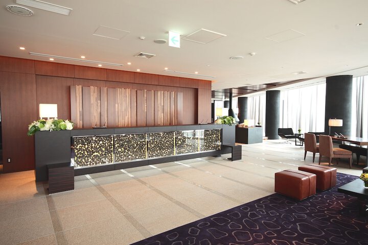 Hotel Lobby