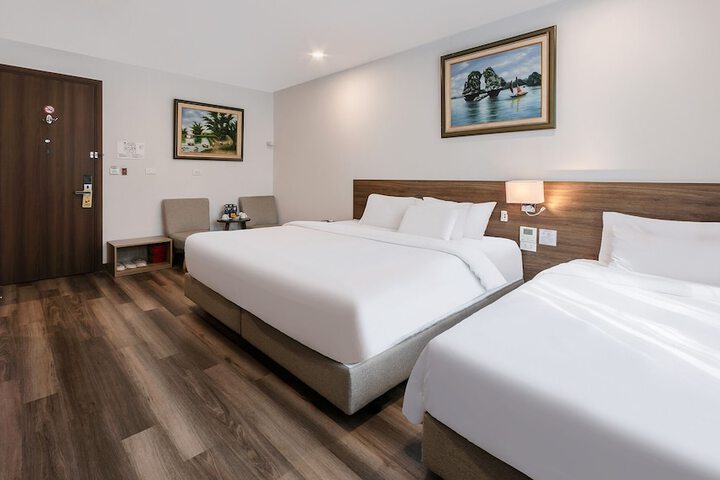 Room 14 of 28
