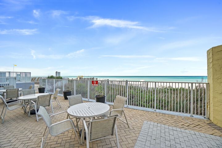 Terrace/Patio 112 of 116